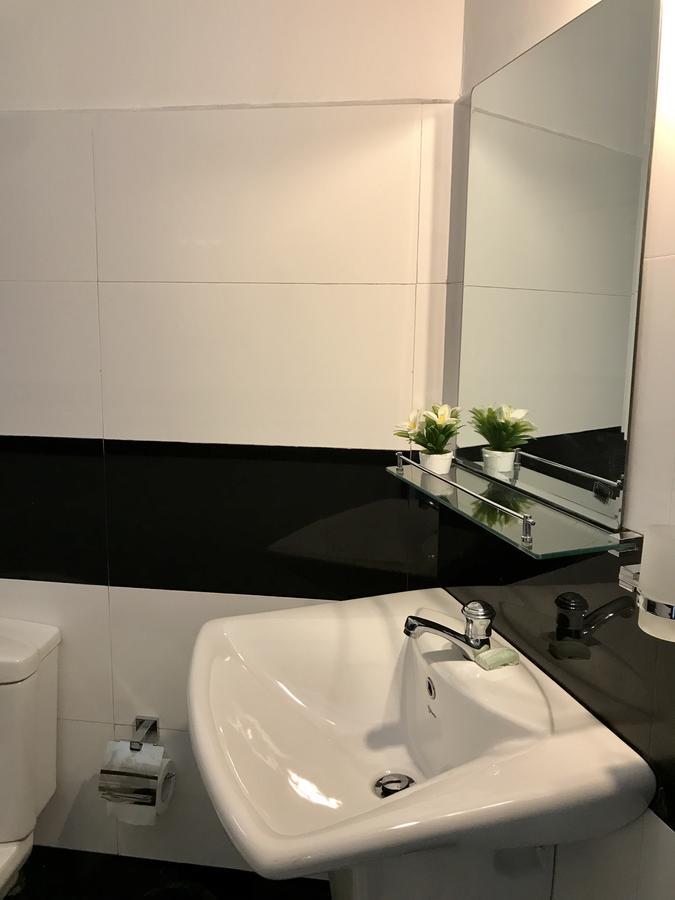 ווליגאמה Neo Bay Hotel מראה חיצוני תמונה